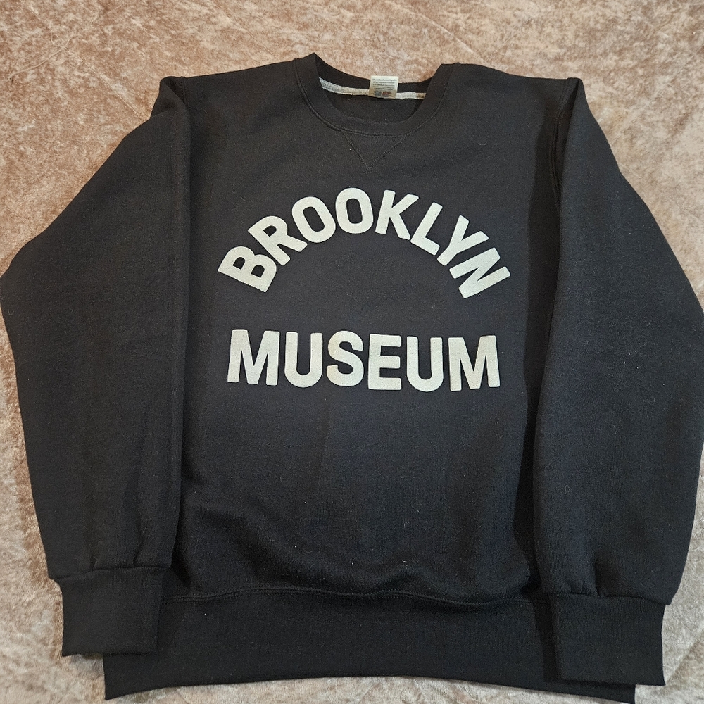 Brooklyn Museum Collegiate Sweatshirt in size medium